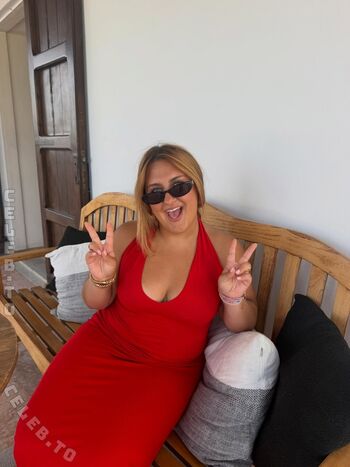 Full leaked Selfiesandra private onlyfans photo