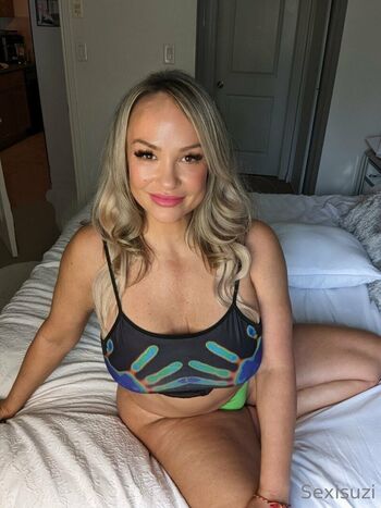 Full leaked Sexisuzi private onlyfans photo