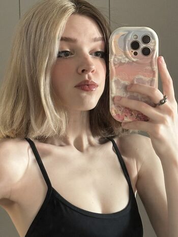 Full leaked Shadsi private onlyfans photo