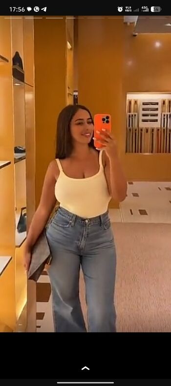 Full leaked Shainaaa private onlyfans photo