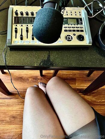 Shawna's Pantyhose Playground