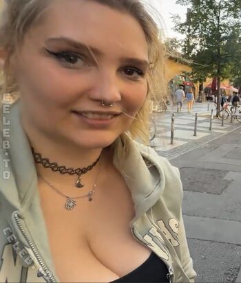 Full leaked Smashlunatic private onlyfans photo
