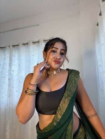 Full leaked Sofia ansari private onlyfans photo