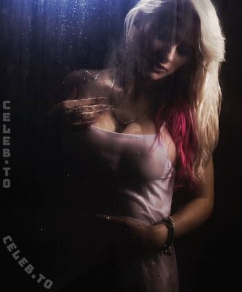 Full leaked Sweetblondie private onlyfans photo