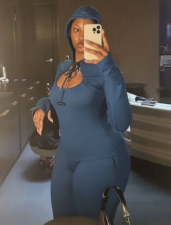 Full leaked Sophia blake/ private onlyfans photo
