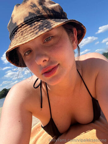 Full leaked Vipaleksastone private onlyfans photo