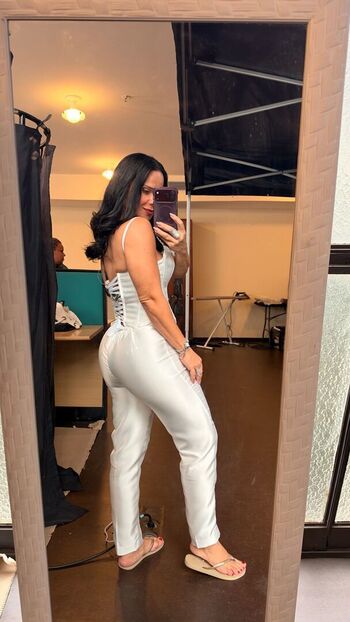 Viviane Araujo