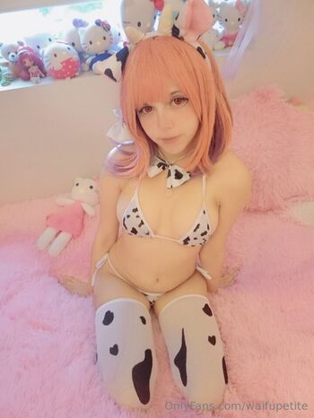 Full leaked Waifupetite private onlyfans photo