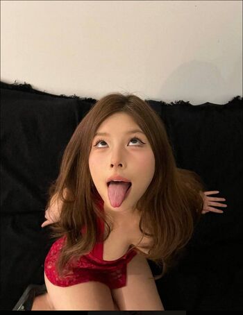 Full leaked Honoka/ private onlyfans photo