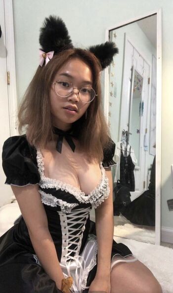 Full leaked Parisbutterfly/ private onlyfans photo