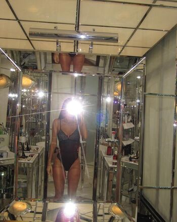 Full leaked Zaira nara page private onlyfans photo