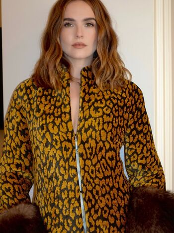 Zoey Deutch